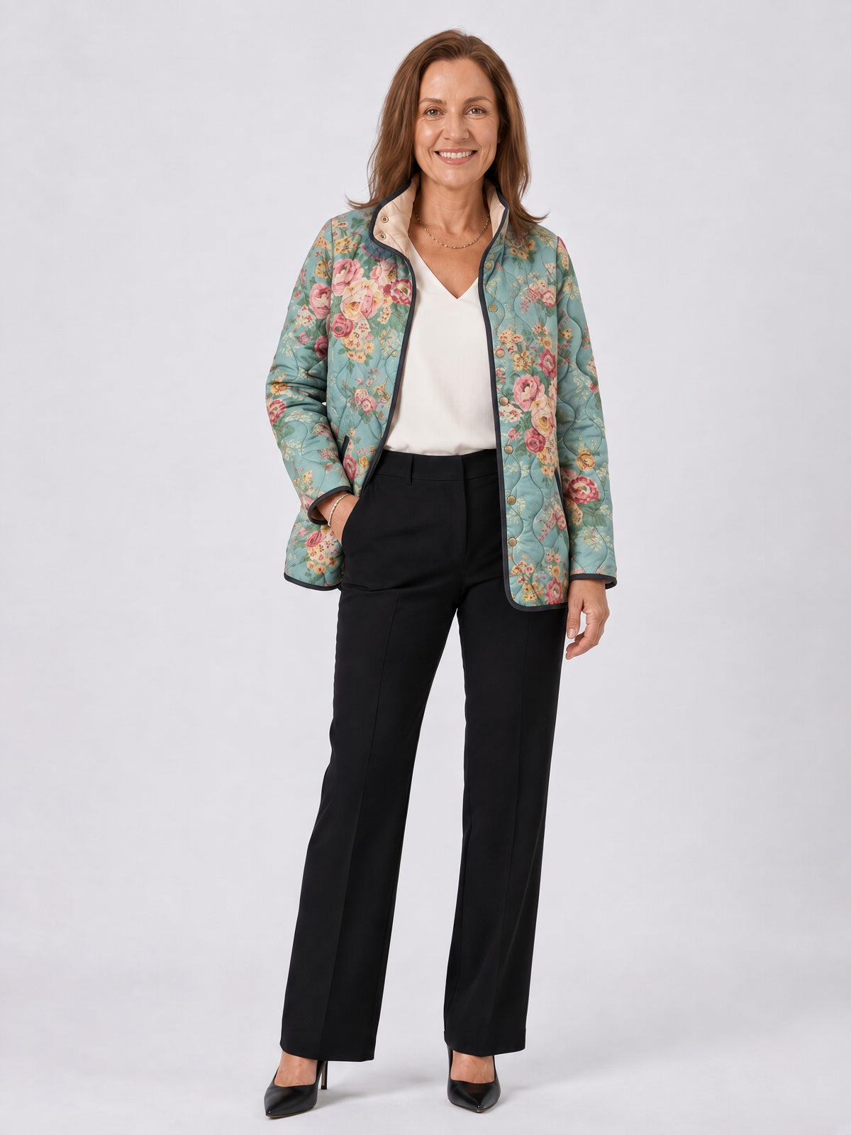 Gesteppte Jacke mit Aqua-Rosen – Mehrfarbig