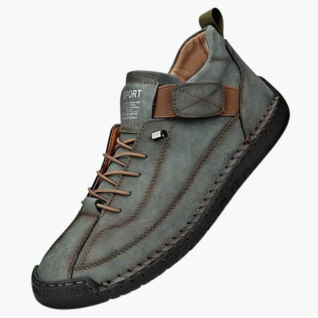 Men's lace-up shoes with reinforced upper and textured sole