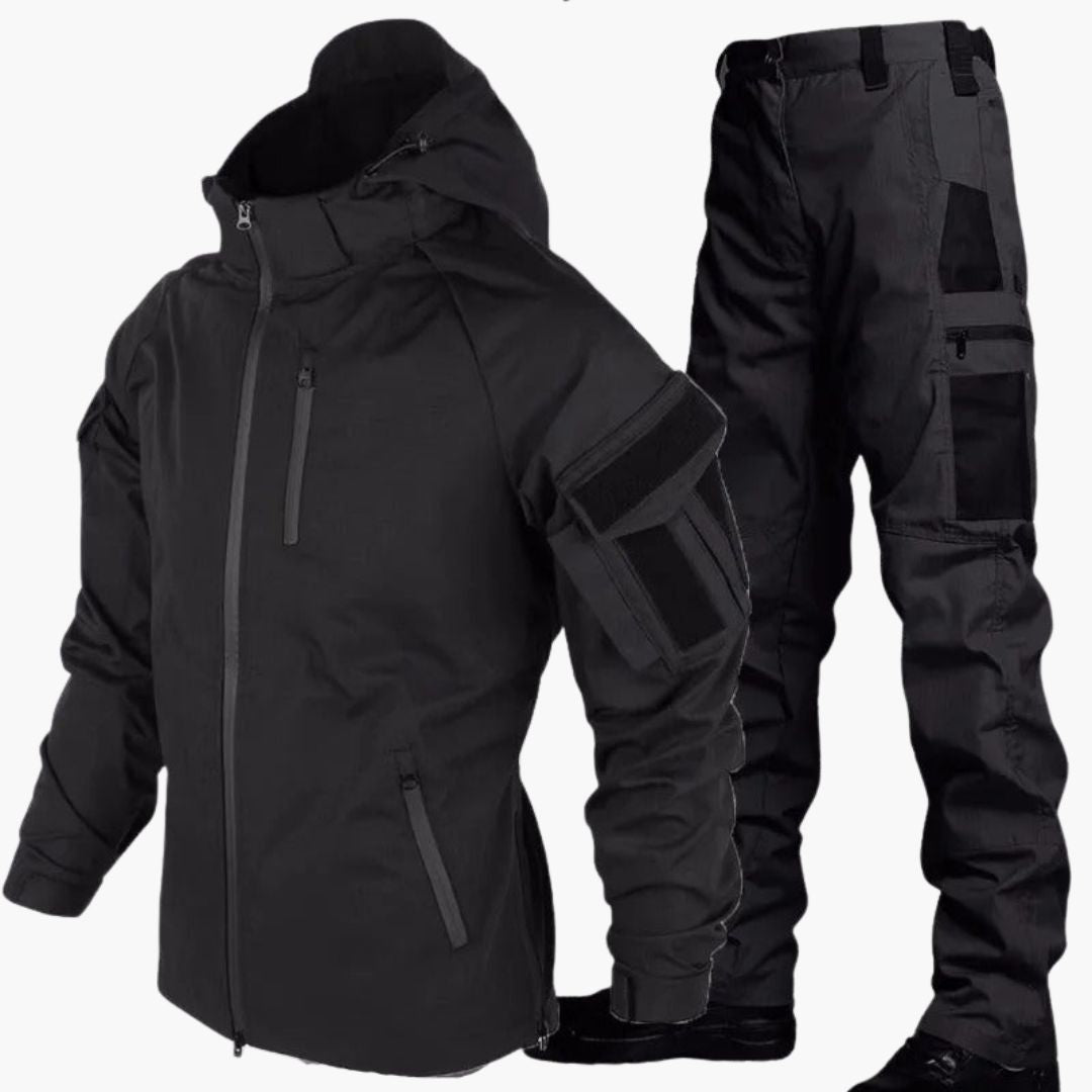 Men's outdoor outfit with Jacke