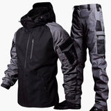 Men's outdoor outfit with Jacke