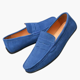 Slip-on moccasins for men with soft sole and plain surface