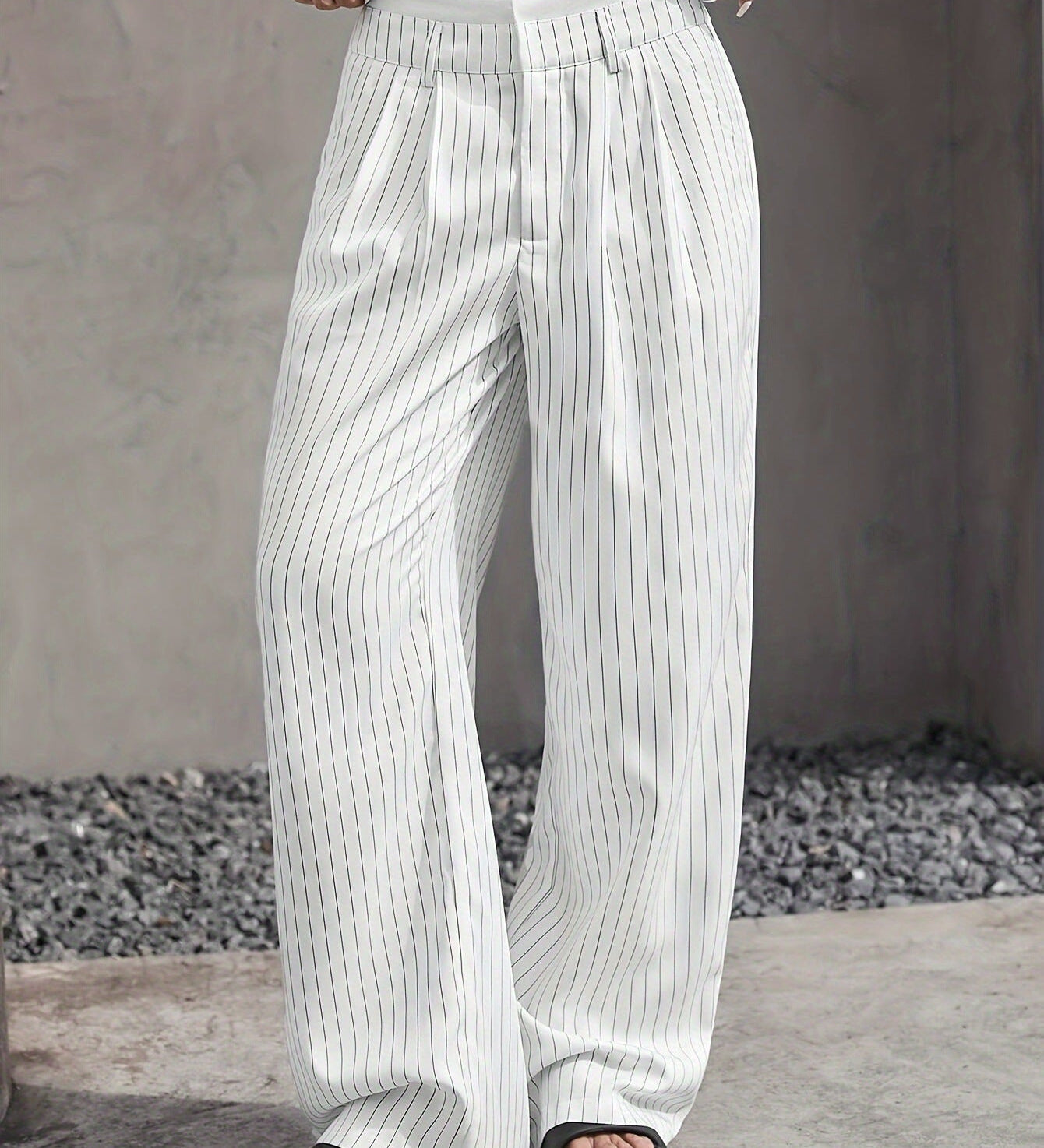 Stryx Pinstripe Wide-Leg Hose