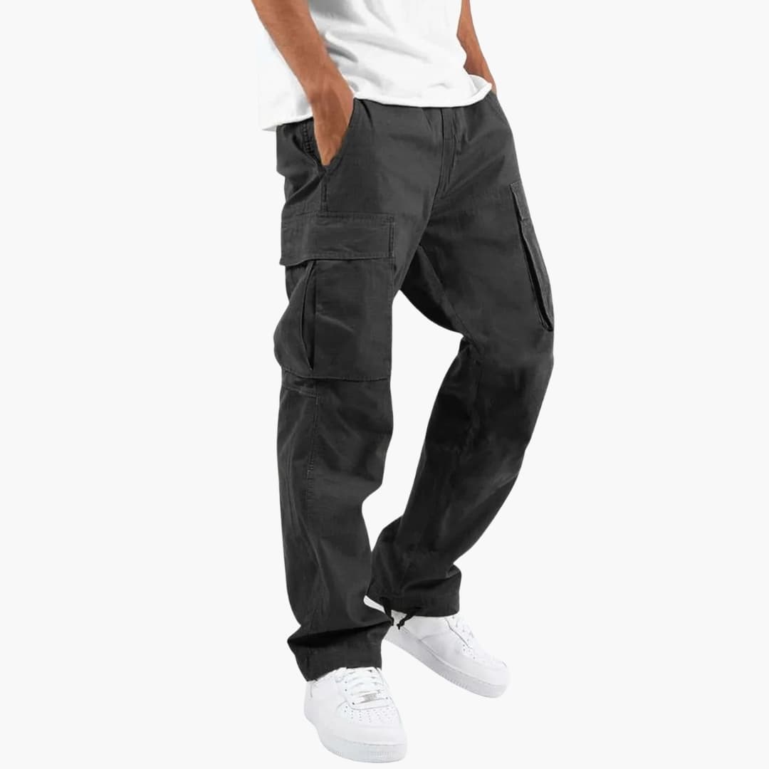 Men's cargo Hose with multiple pockets and straight cut