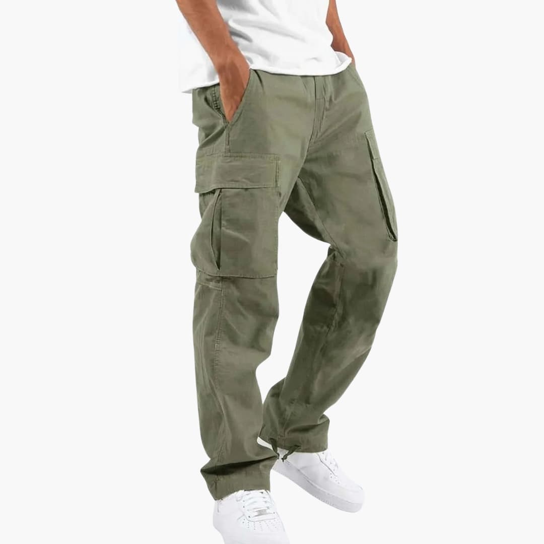 Men's cargo Hose with multiple pockets and straight cut