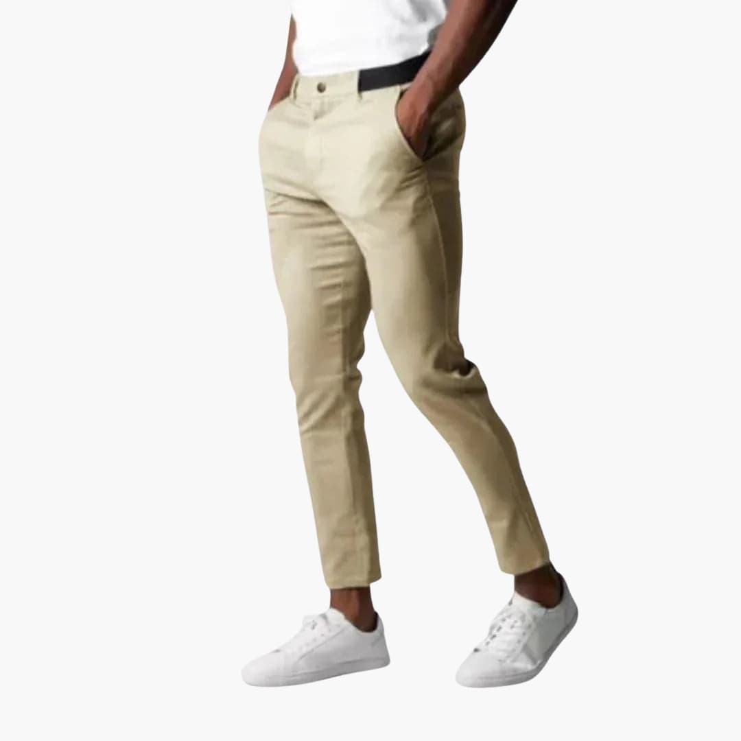 Men's chino Hose with button closure