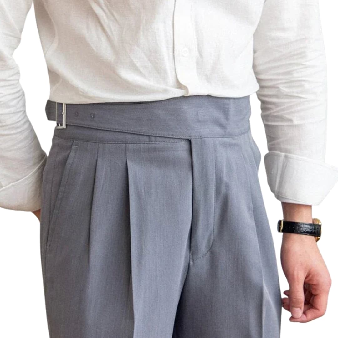 Men's high-waisted Hose with adjustable buckle