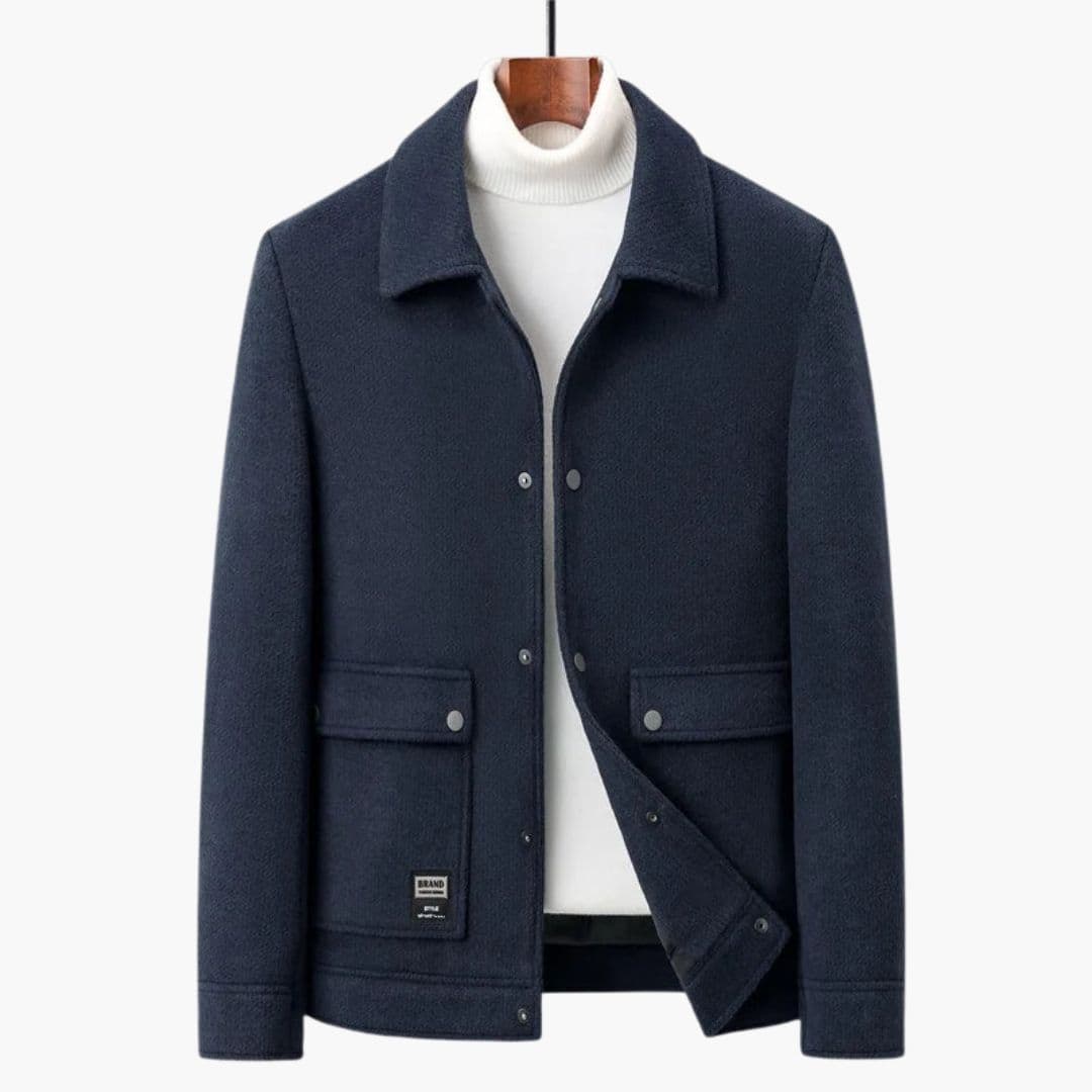Men's Jacke with pointed collar and flap pockets