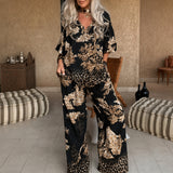 Hazel - Bedrucktes V-Ausschnitt-Top & lange Hose